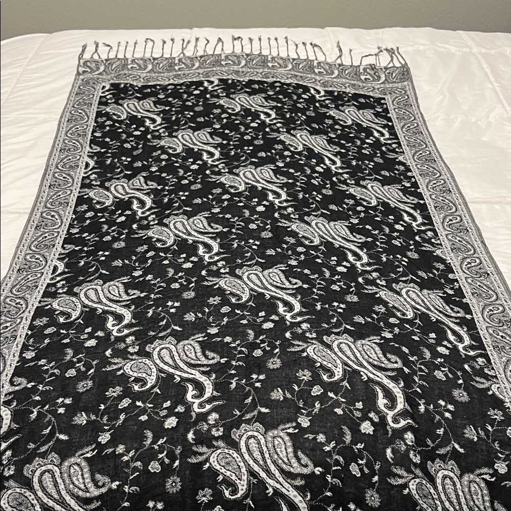 Black and White Paisley Scarf